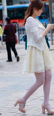 白裙美女穿丝袜图,美不胜收